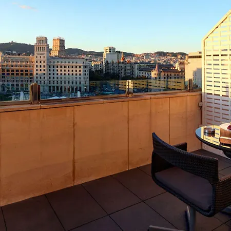 Olivia Plaza 4*