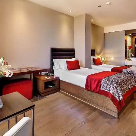 オリビア プラザ バルセロナ