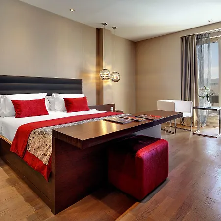 オリビア プラザ ホテル バルセロナ