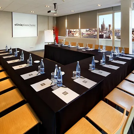 オリビア プラザ 4*