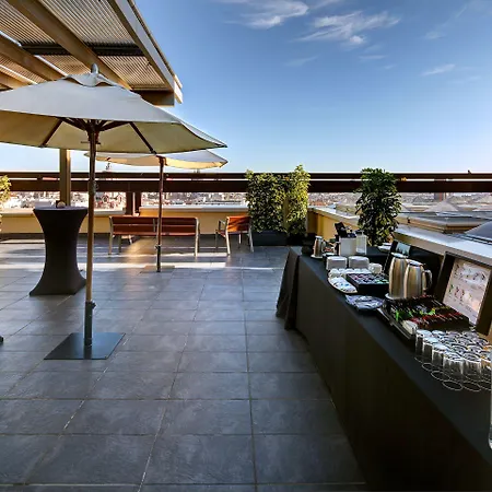 オリビア プラザ 4*