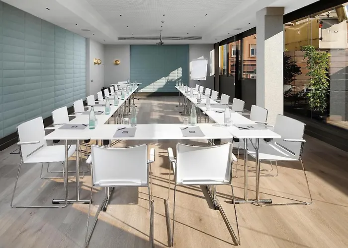 Hotel Olivia Plaza 4*