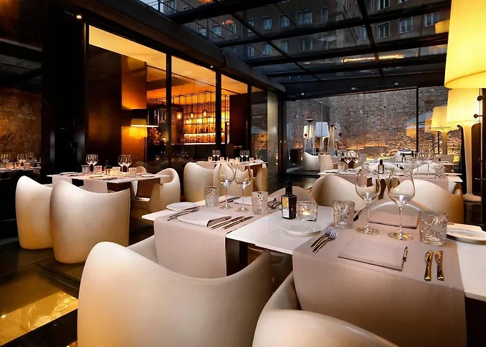 Olivia Plaza Hotel 4*